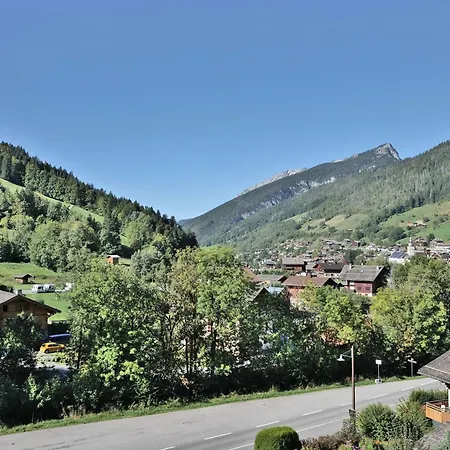 2 Pieces Avec Balcon Et Garage, Ideal 4 Pers, Juste 200m Des Telecabines